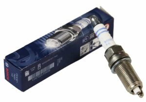 Свеча зажигания BOSCH FR8SC+0.9 (+42 ) 0242229797