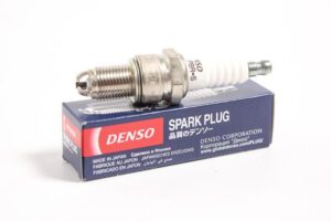3060 Свечи зажигания DENSO W20ETR-S